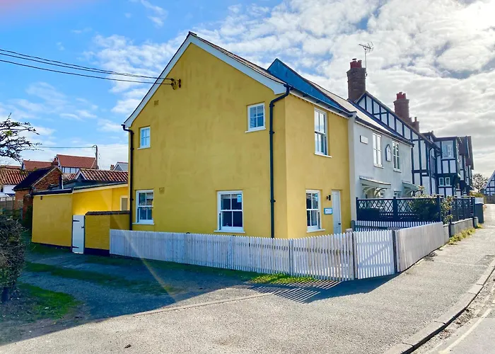 1 South Cottages