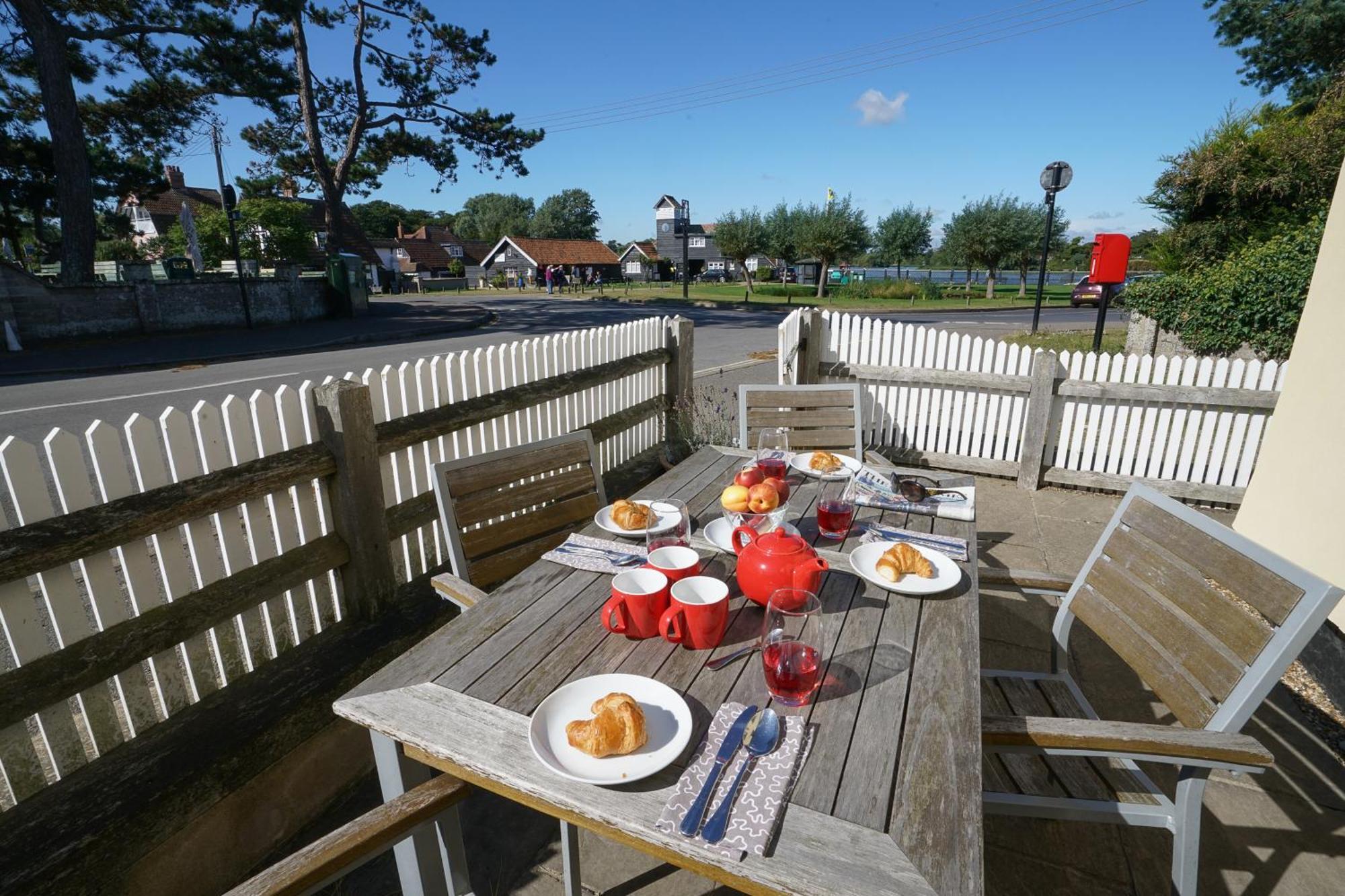 1 South * Thorpeness